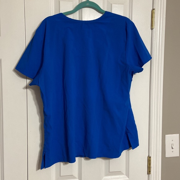 Royal Blue Koi Scrub set - Picture 7 of 7